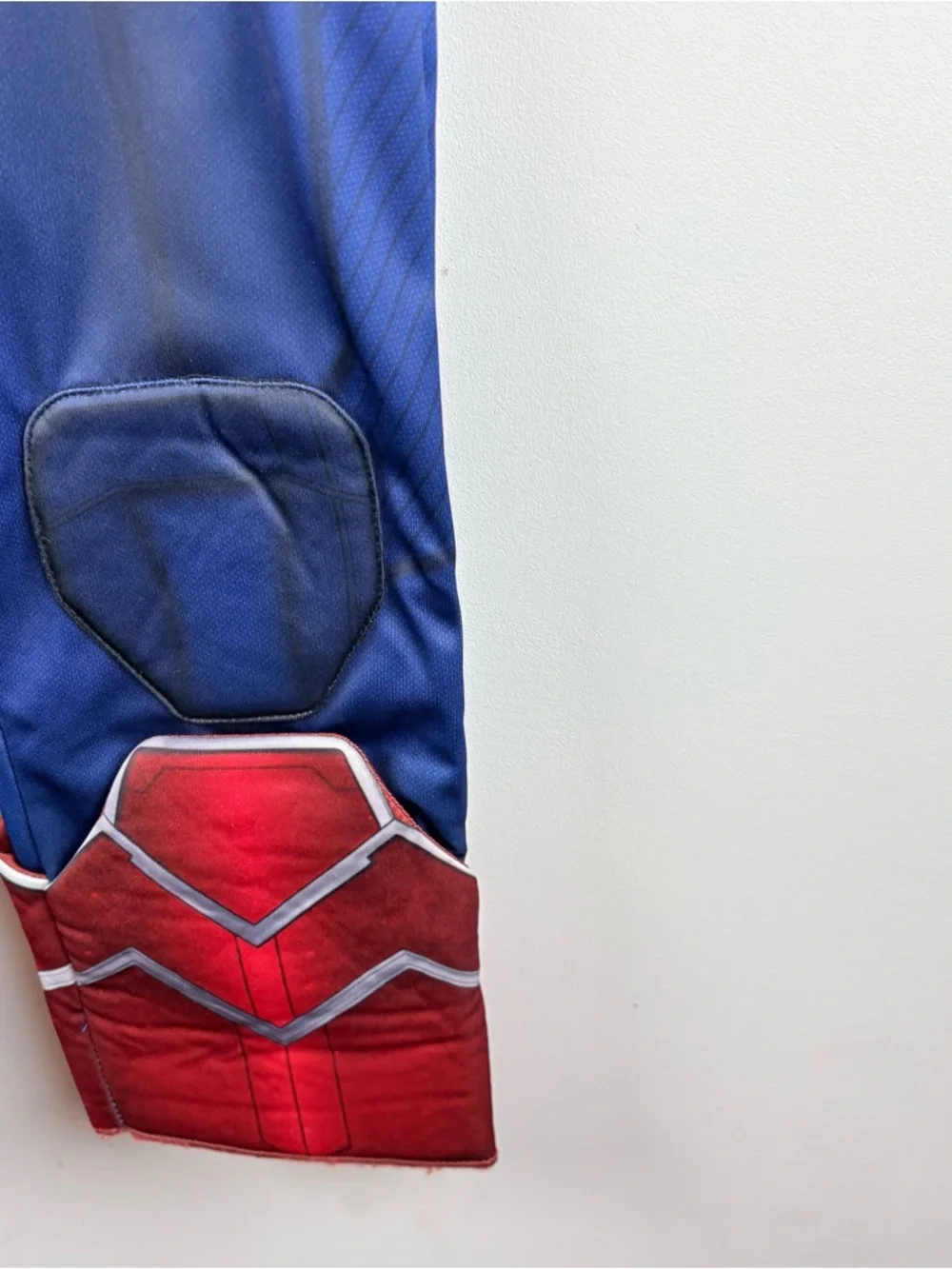 Marvel Captain America Sam Wilson Official Youth Jumpsuit Costume Superhero XS - Picture 5 of 9